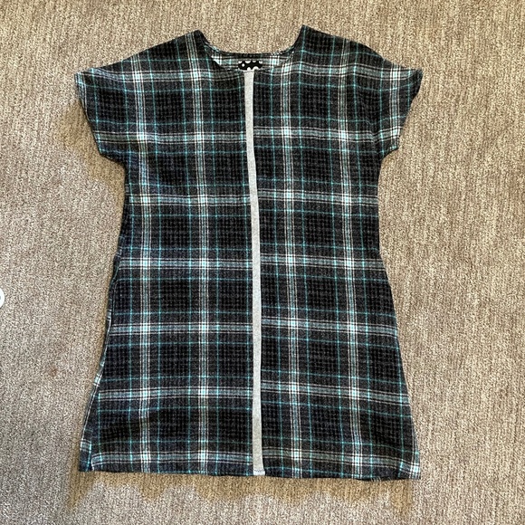 Flannel Shift‎ Dress - Picture 1 of 6